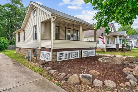 Exterior - 317 Abbe Rd N, Elyria, OH 44035 photo 1 of 5
