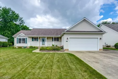 3698 Cynwood Dr, Norton, OH 44203