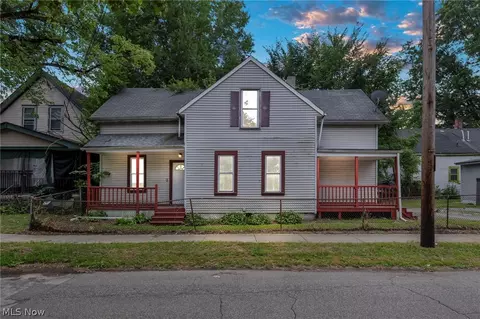 6112 Kenyon Ave, Cleveland, OH 44105