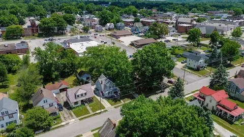 209 N Pardee St, Wadsworth, OH 44281 photo 30