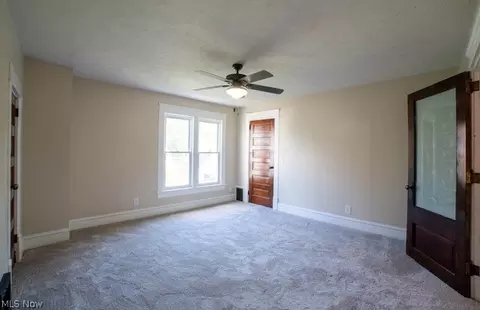 209 N Pardee St, Wadsworth, OH 44281 photo 10
