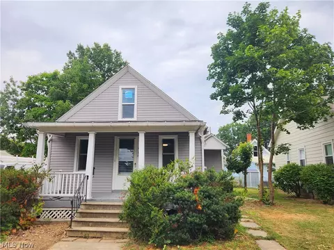 516 W 26th St, Lorain, OH 44052