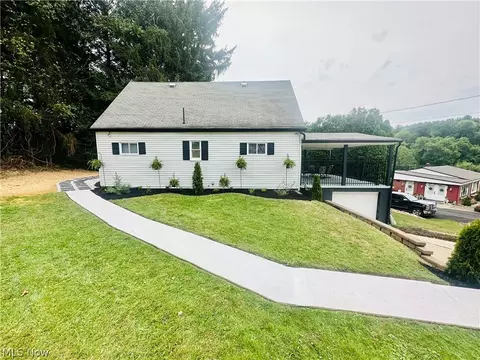 110 Donna St, Weirton, WV 26062
