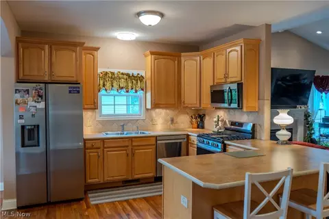 2770 Vicksburg Ave NW, Canton, OH 44708 photo 12
