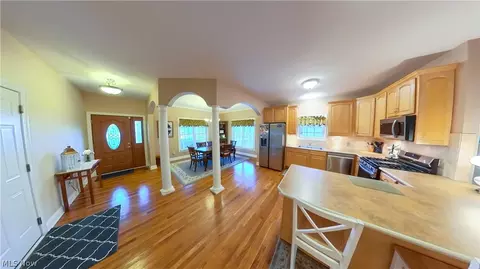 2770 Vicksburg Ave NW, Canton, OH 44708 photo 8