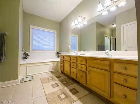 2770 Vicksburg Ave NW, Canton, OH 44708 photo 17