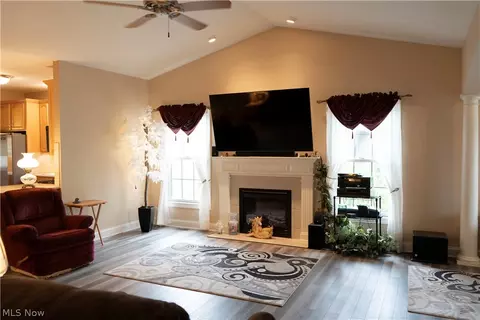 2770 Vicksburg Ave NW, Canton, OH 44708 photo 7