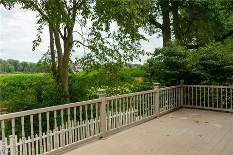 2770 Vicksburg Ave NW, Canton, OH 44708 photo 5