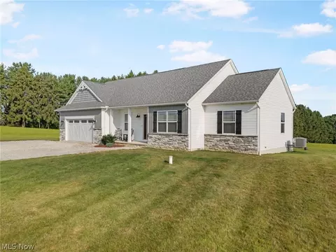 14565 State Route 39, Lakeville, OH 44638