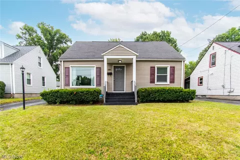 180 Terrace Dr, Youngstown, OH 44512