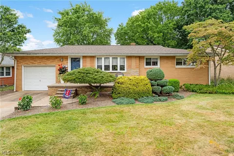 467 Willaman Ave NW, North Canton, OH 44720