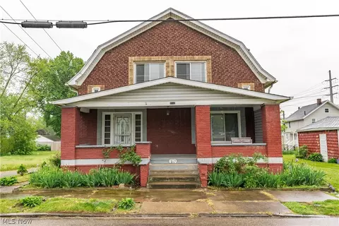 2112 16th St NE, Canton, OH 44705