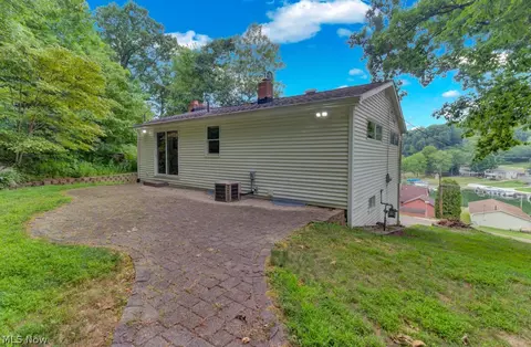 Exterior - 93 E Mohawk Dr, Malvern, OH 44644 photo 6 of 10