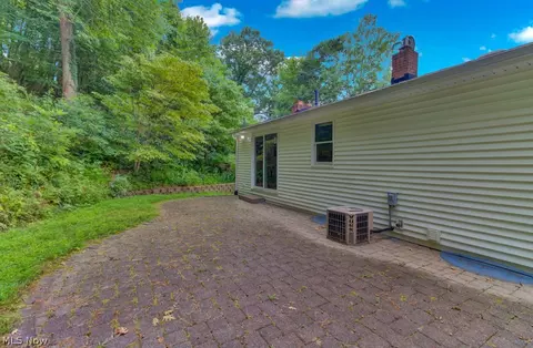 Exterior - 93 E Mohawk Dr, Malvern, OH 44644 photo 9 of 10