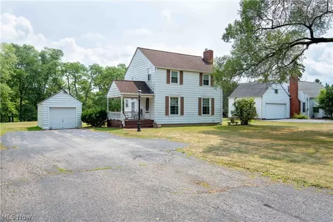 8089 Brecksville Rd, Brecksville, OH 44141