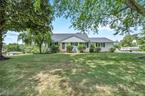 1655 Clyde Ave NW, Massillon, OH 44647