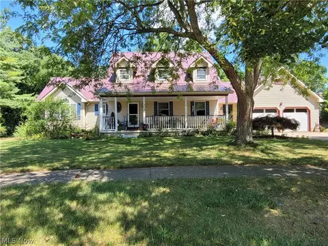 334 Thornwood Dr, Wellington, OH 44090