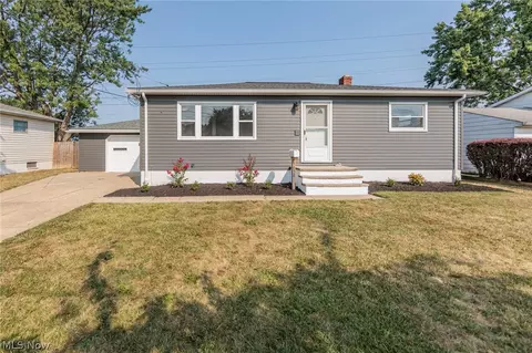5858 Middlebrook Blvd, Brook Park, OH 44142