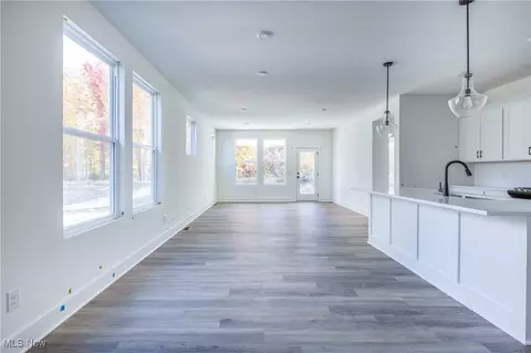 9155 Ledge View Ter, Broadview Heights, OH 44147 photo 9