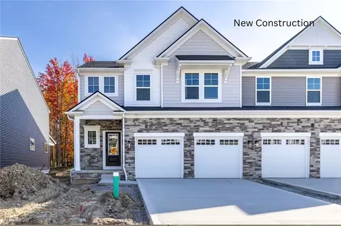 9155 Ledge View Ter, Broadview Heights, OH 44147