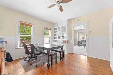 323 Daisy Ave, Berea, OH 44017 photo 10