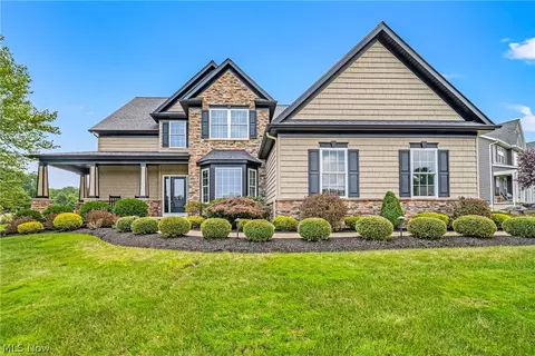 7711 Jo Ann Dr, Concord, OH 44077