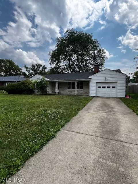 209 Reta Ln, Boardman, OH 44512