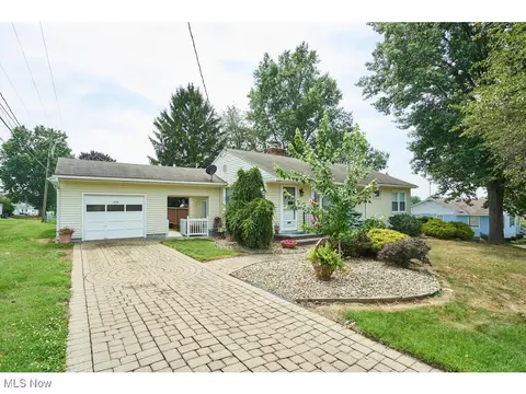 244 E Linwood Ave, Akron, OH 44301
