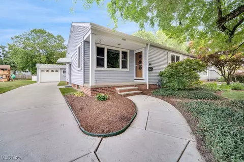4563 Georgette Ave, North Olmsted, OH 44070