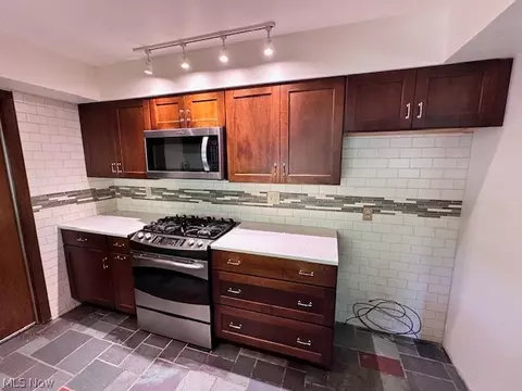 Kitchen - 2551 River Rd, Willoughby Hills, OH 44094 photo 2 of 6