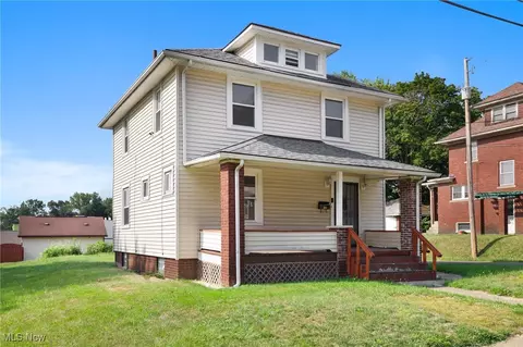 400 15th St NE, Canton, OH 44714