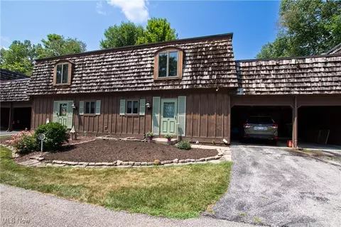 200 Granger Rd #41, Medina, OH 44256