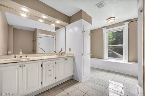 7588 Middle Ridge Rd, Madison, OH 44057 photo 35