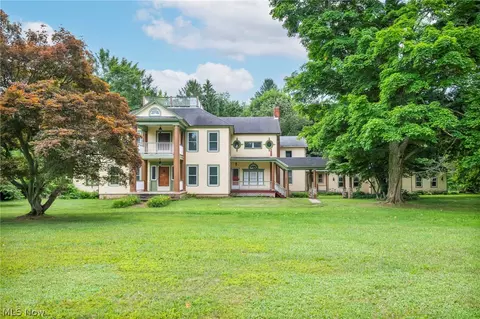 7588 Middle Ridge Rd, Madison, OH 44057 photo 2