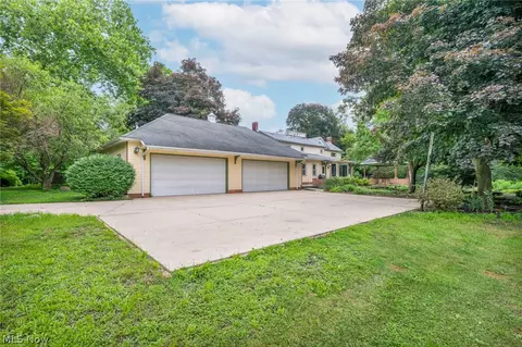 7588 Middle Ridge Rd, Madison, OH 44057 photo 5