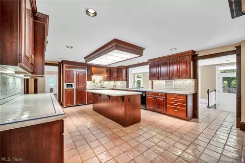 7588 Middle Ridge Rd, Madison, OH 44057 photo 19