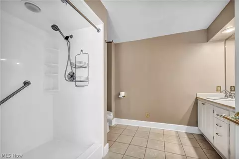 7588 Middle Ridge Rd, Madison, OH 44057 photo 33