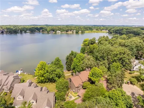 1441 Harbor Dr NW, Canton, OH 44708 photo 35