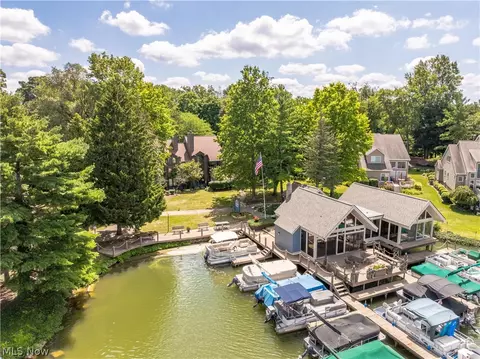 1441 Harbor Dr NW, Canton, OH 44708 photo 33