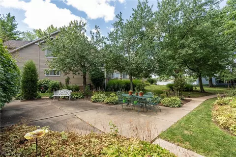 1441 Harbor Dr NW, Canton, OH 44708 photo 32