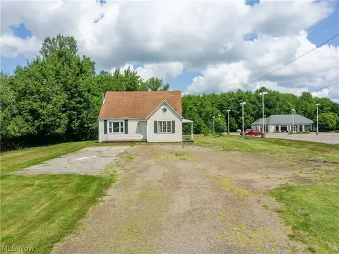 1319 Ashland Rd, Mansfield, OH 44905