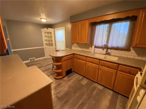 5018 2nd St NW, Canton, OH 44708 photo 7