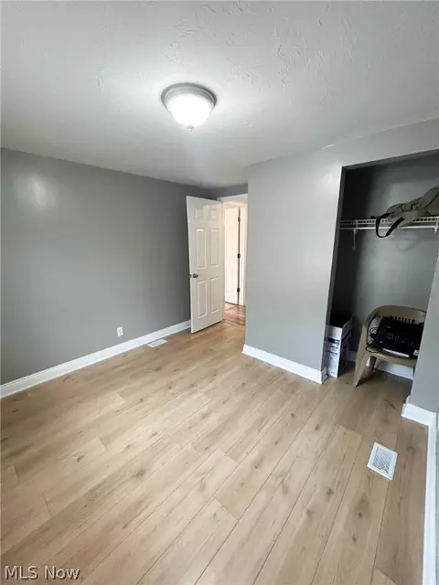 Bedroom - 129 Walleye Ct, Lagrange, OH 44050 photo 3 of 3