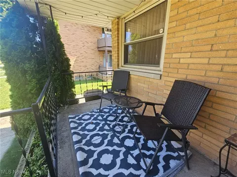 7907 Ackley Rd, Parma, OH 44129 photo 2