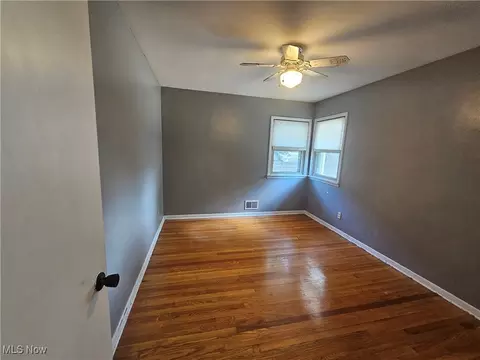 7907 Ackley Rd, Parma, OH 44129 photo 22