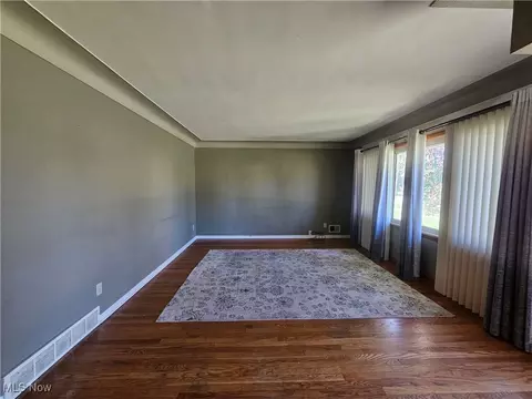 7907 Ackley Rd, Parma, OH 44129 photo 20
