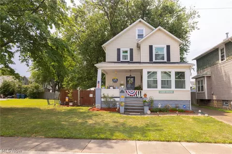 526 Brownell Ave, Lorain, OH 44052