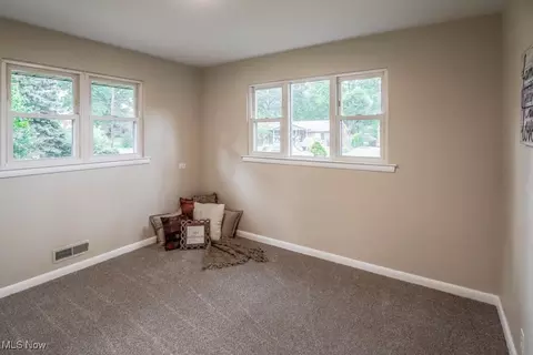 Bedroom - 4956 3rd St NW, Canton, OH 44708 photo 3 of 6