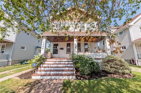 1266 Gladys Ave, Lakewood, OH 44107