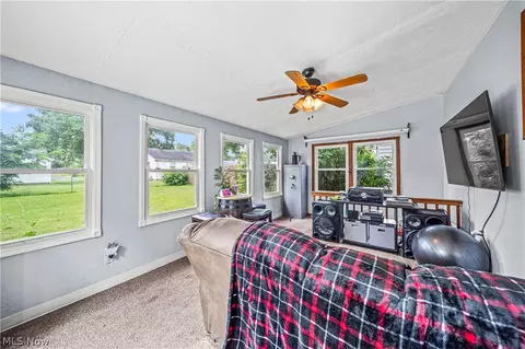 2210 E 39th St, Ashtabula, OH 44004 photo 21